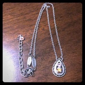 Sabika pendant necklace